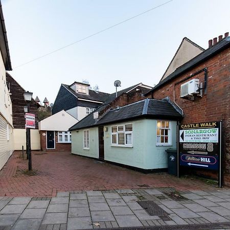 Spacious 2Br Flat In Stansted Leilighet Stansted Mountfitchet Eksteriør bilde